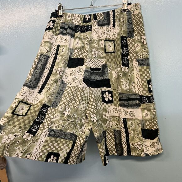 Vintage Hilo Hattie Hawaiian Shorts Size S - Picture 2 of 6